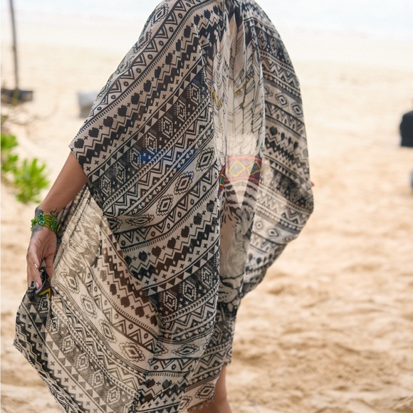 Aztec Tiger Robe - Picture 8 of 14